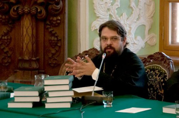 Исполнительный секретарь МСР прокомментировал визит Святейшего Патриарха Кирилла в Азербайджан
