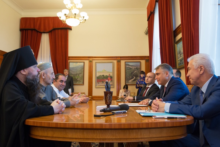 В Махачкале обсудили состояние государственно-конфессиональных отношений в Дагестане и перспективы их развития