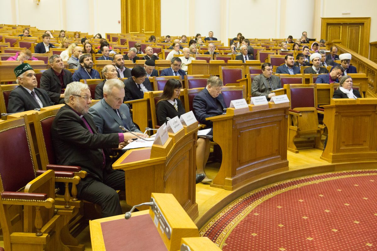 Представители религиозных общин приняли участие в конференции «Традиционные религии в контексте общенационального единства» в Санкт-Петербурге.