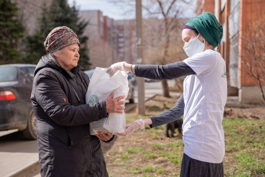 Духовное управление мусульман Республики Татарстан оказывает продовольственную помощь нуждающимся