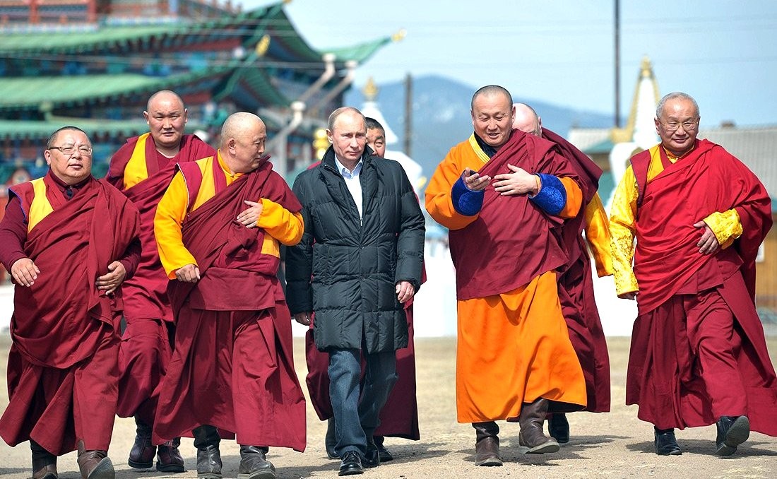 Президент России В.В. Путин поздравил российских буддистов с наступлением Нового года по лунному календарю.