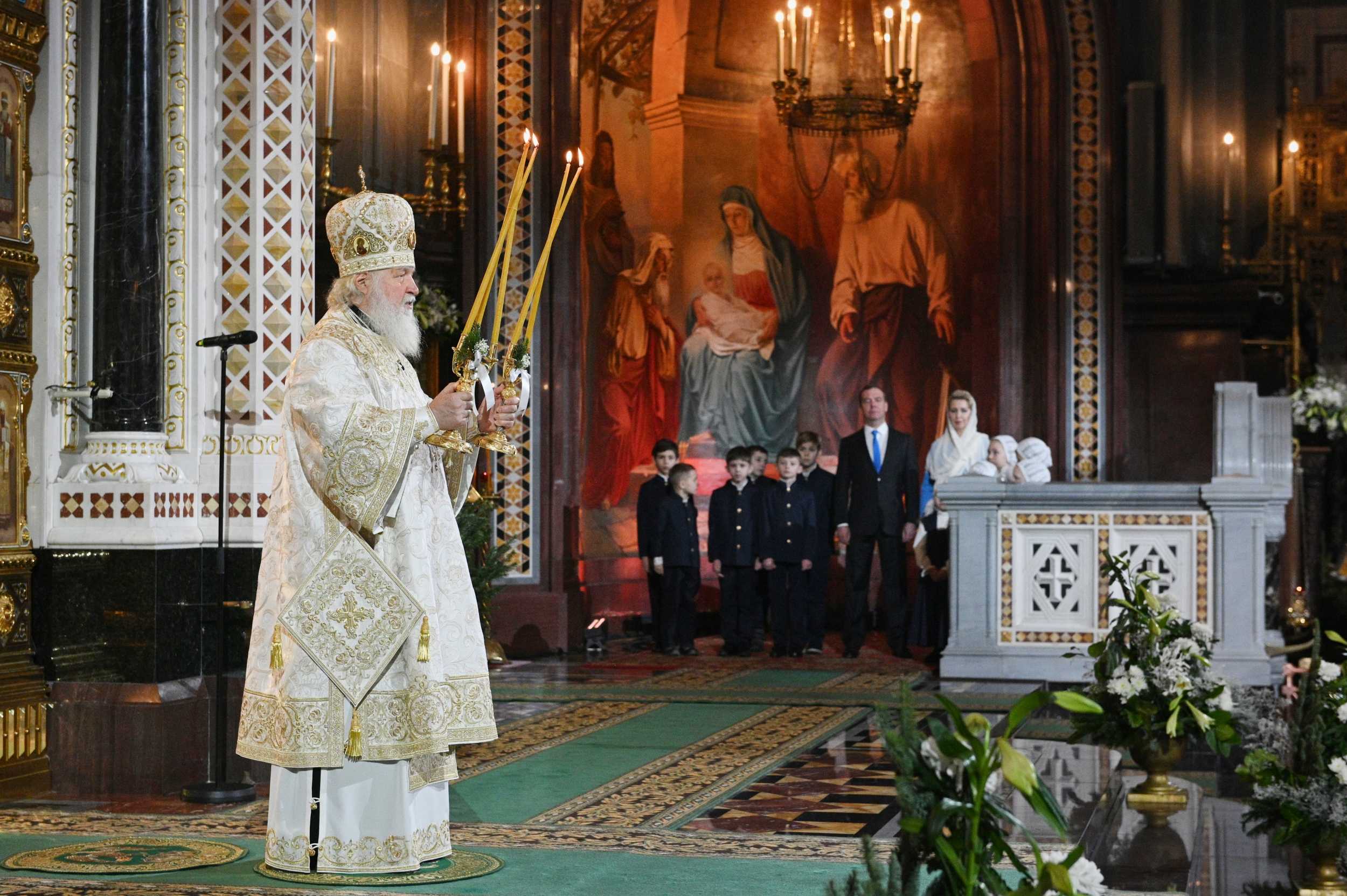 В светлые рождественские дни сердца православных христиан наполнены любовью и верой в торжество добра
