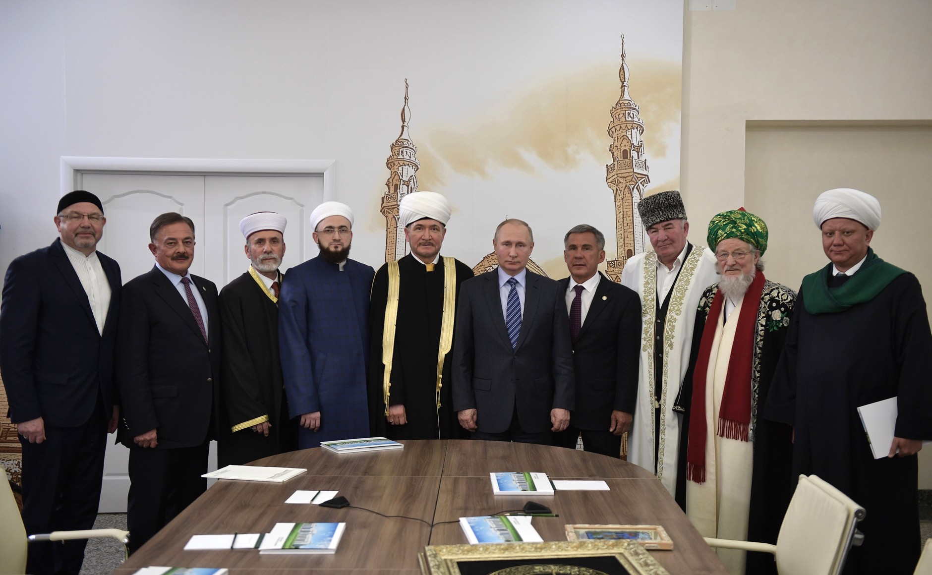 Встреча Президента России Владимира Путина с муфтиями централизованных религиозных организаций мусульман