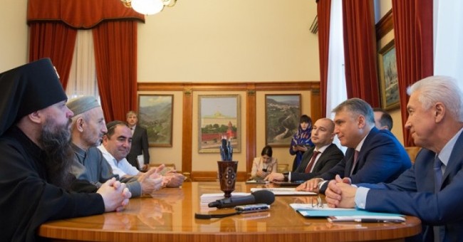 В Махачкале обсудили состояние государственно-конфессиональных отношений в Дагестане и перспективы их развития