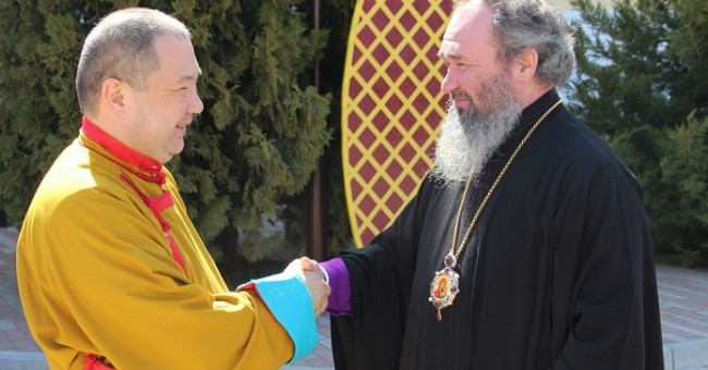 Республика Калмыкия. Встреча духовных лидеров православной и буддистской общин