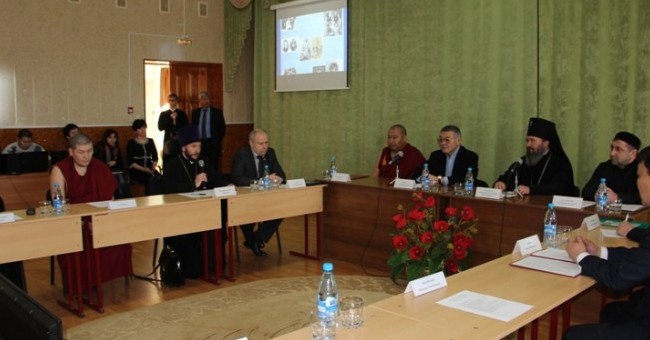 В городе Городовиковске прошло расширенное заседание Межрелигиозного совета Калмыкии