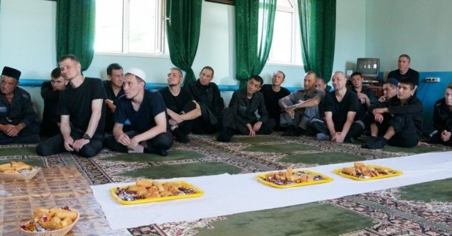 В исправительных колониях Татарстана проводятся духовные беседы